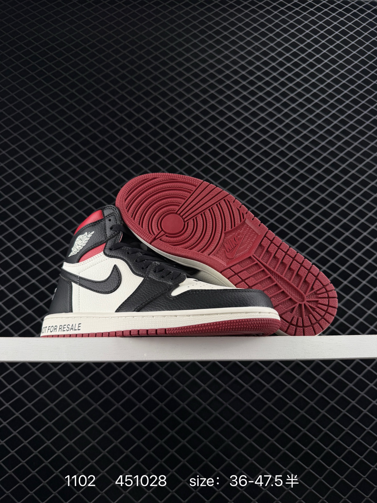 Nike Air Jordan 1 Retro High OG”Black/White“